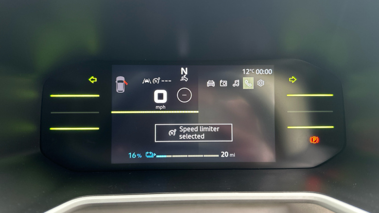 Dacia Spring 27kWh Expression 65 48kW 5dr Auto Electric Hatchback